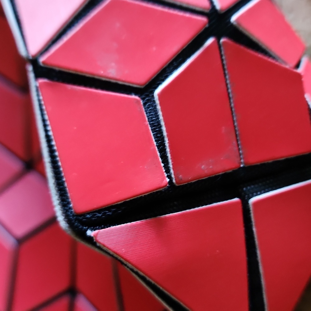 Patrizia Luca Geometric Red Hand Bag - Picture 7 of 16
